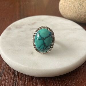 Sterling Silver Turquoise Statement Ring | Oval Stone | Size 6